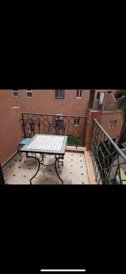 Riad Charlie 2*